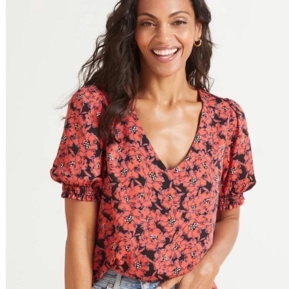 Allison Joy Cody Floral Puffed sleeve blouse size XS NWT